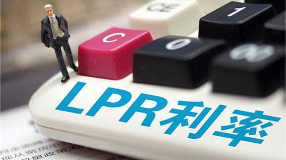 体育品牌赞助电竞，战队荣耀时刻到来