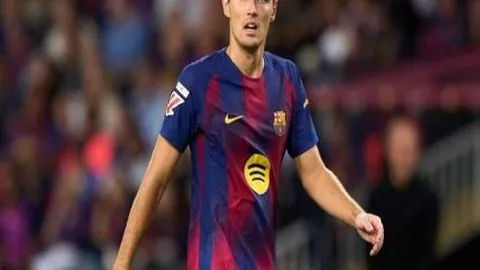 开拓者力克爵士，森萨博得23分，西蒙斯贡献28分，爵士败北